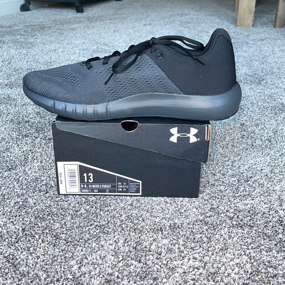 Gym shoes